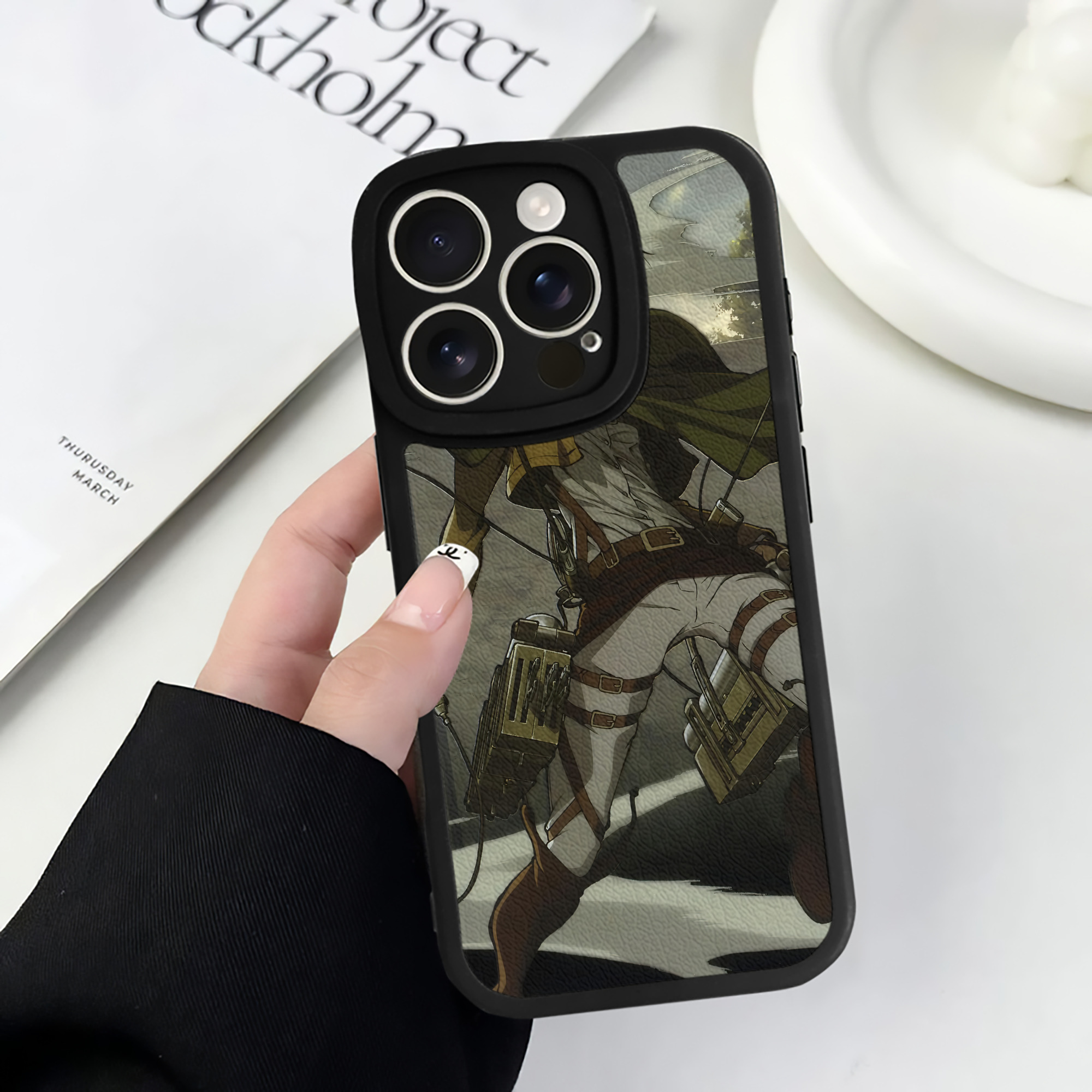 （画像用） 進撃の巨人 Attack on Titan 【iPhone 16シリーズ対応】シリコンスマホケース（レザー調） 材質：シリコン